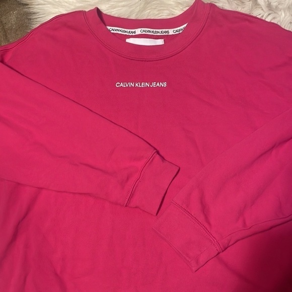 CALVIN Klein Pink Cropped‎ Sweatshirt - Picture 5 of 9